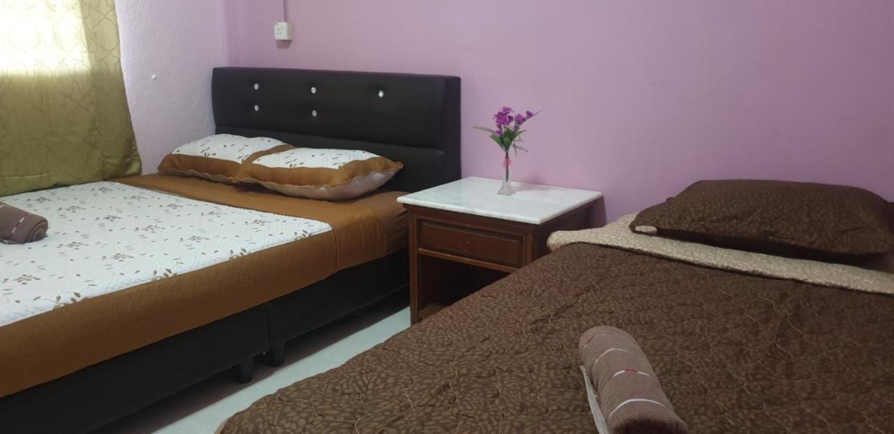 Cenang Indah Guest House Pantai Cenang  Exterior photo